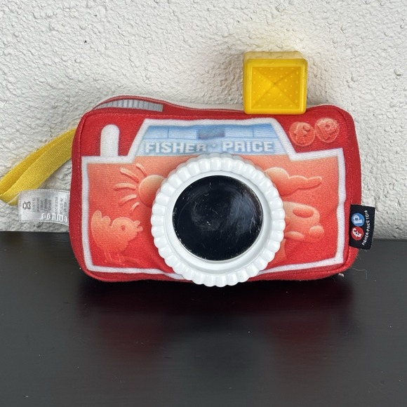 Fisher-Price Super Soft Crinkle Baby Pretend Camera Toy W/ Mirror Lens 2015 - Picture 1 of 7